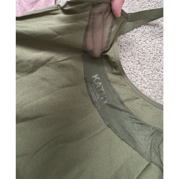 Kathy Maternity Tank Punk & Green Bundle Adjustable Straps Women’s Size Medium - Picture 3 of 9